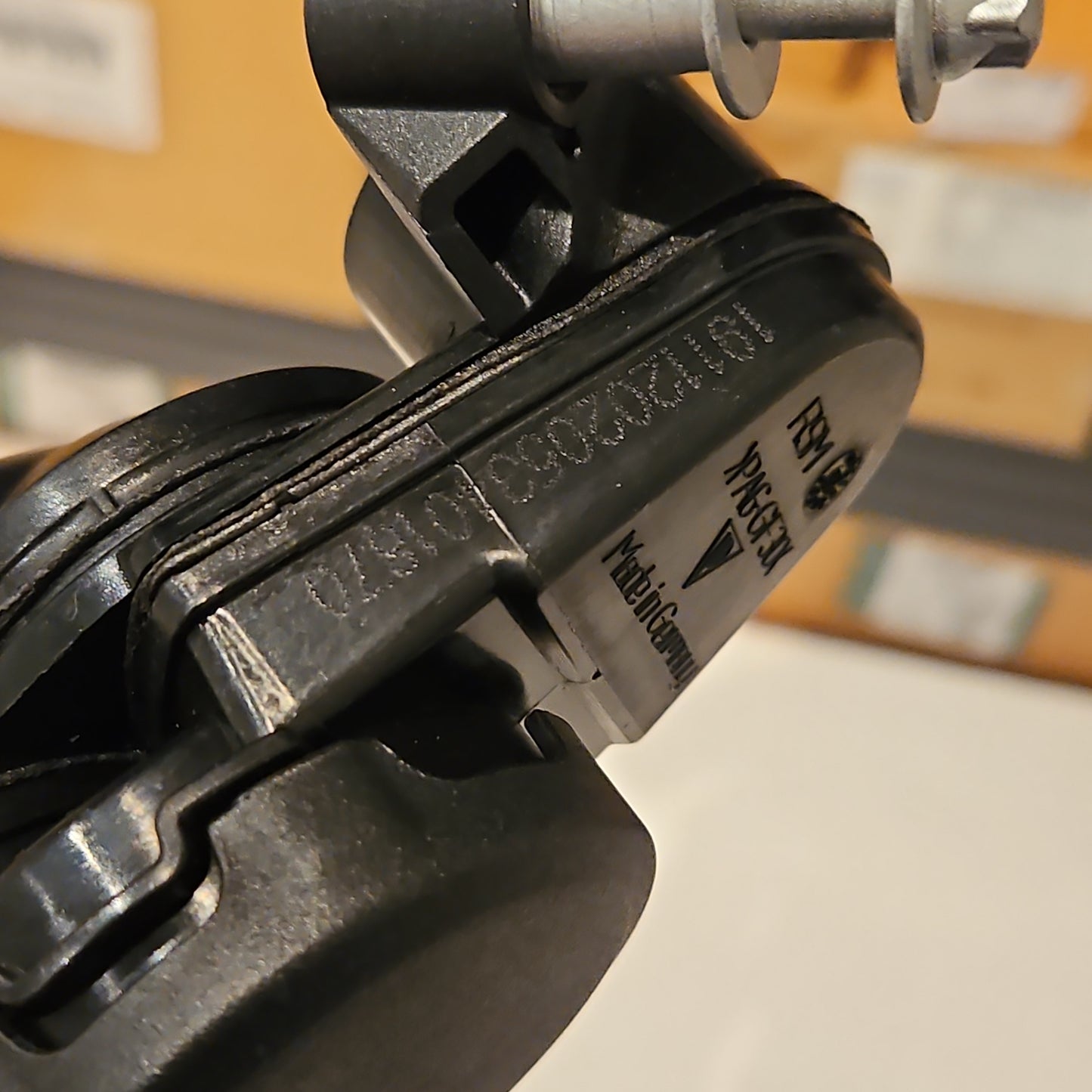 OEM 94610722977 CRANKCASE VENT VALVE RIGHT