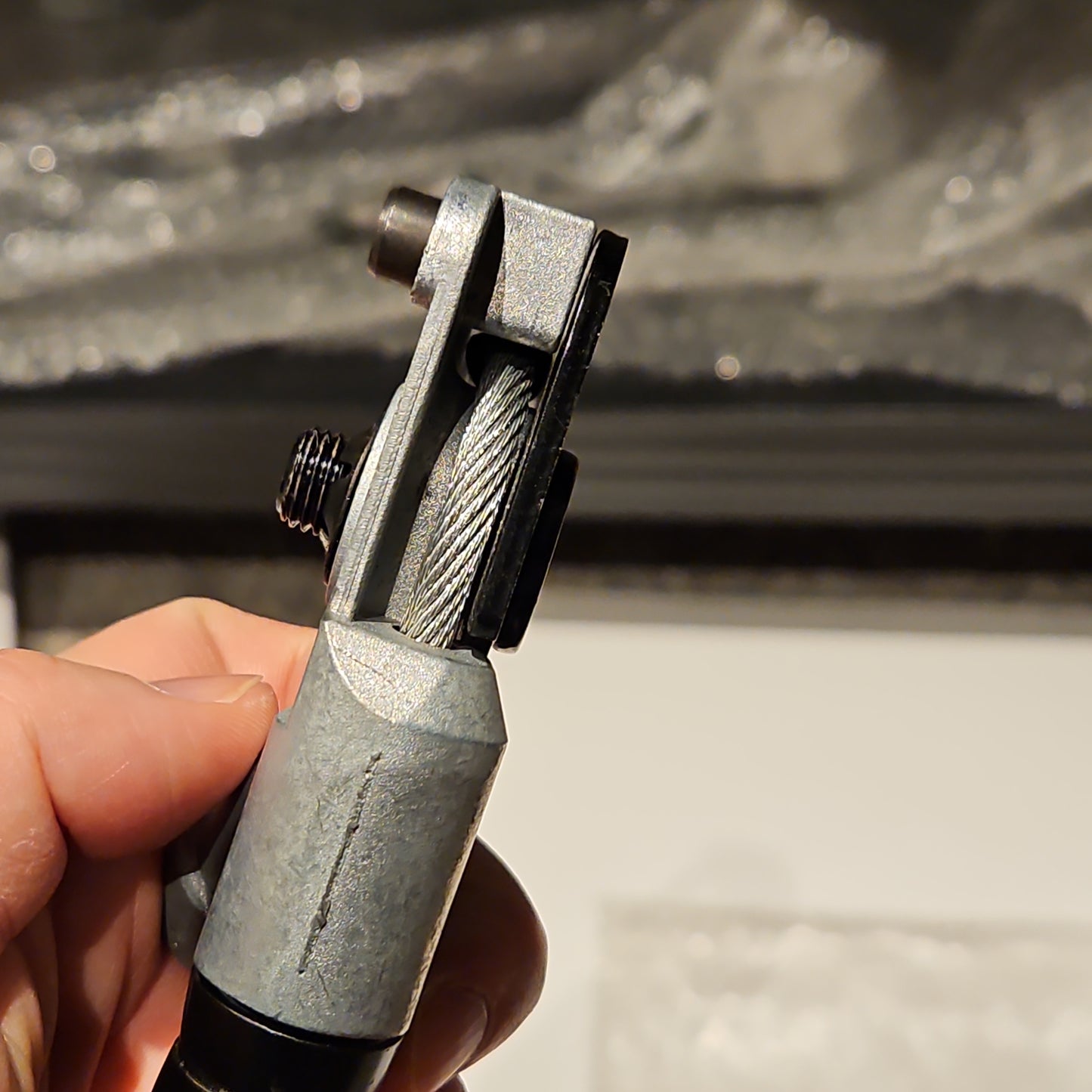 TESLA 1090324-C1-C Front Seat Belt Pretensioner Model 3 Model Y NEW Right