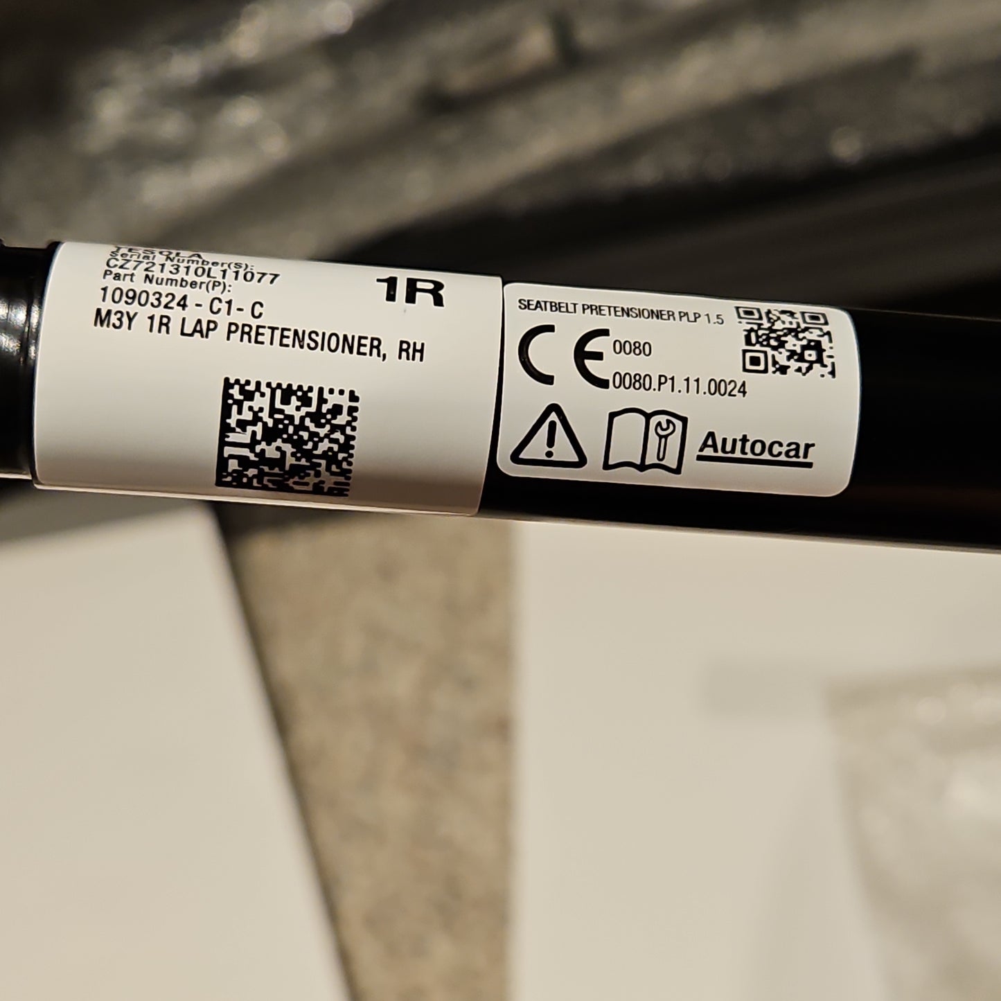 TESLA 1090324-C1-C Front Seat Belt Pretensioner Model 3 Model Y NEW Right