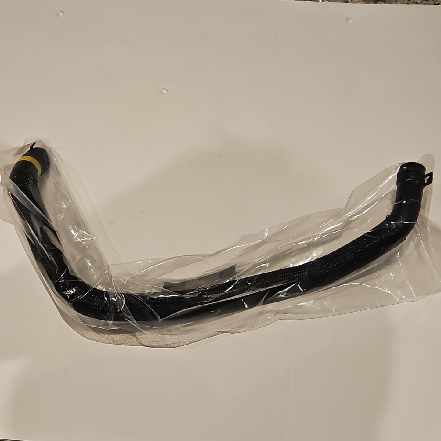 OEM LR062305 By-Pass Hose - land-rover