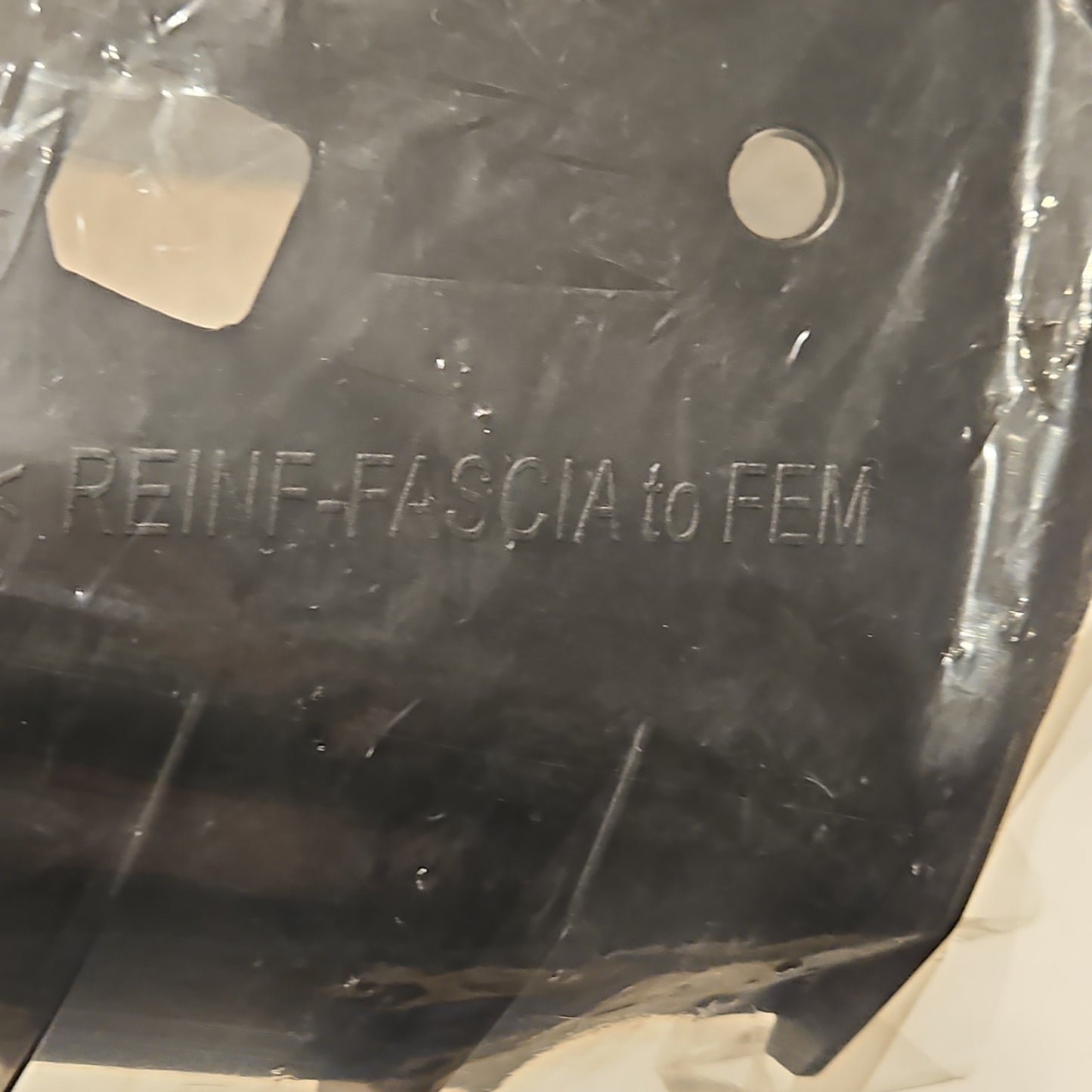 Tesla 1084170-00-B/1084169-00-B Model 3: Front Bumper Bracket NEW