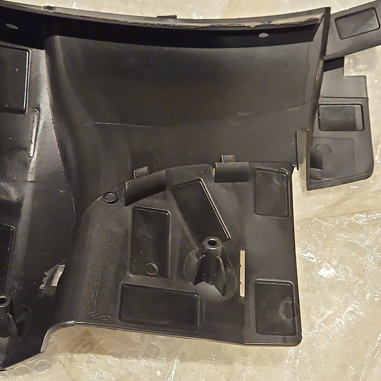 Tesla 1084177-00-D Model 3 front bumper lower liner bracket RH