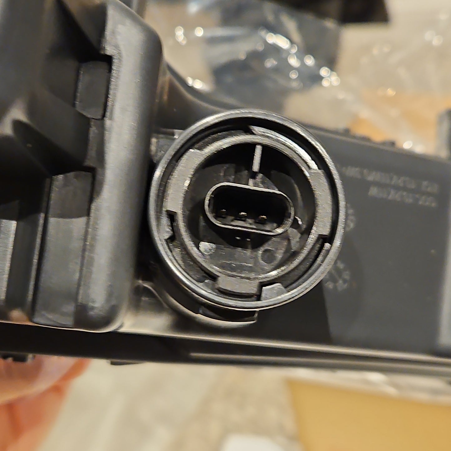 Tesla 1077392-00-E MODEL 3 FASCIA FOG LAMP RIGHT HAND