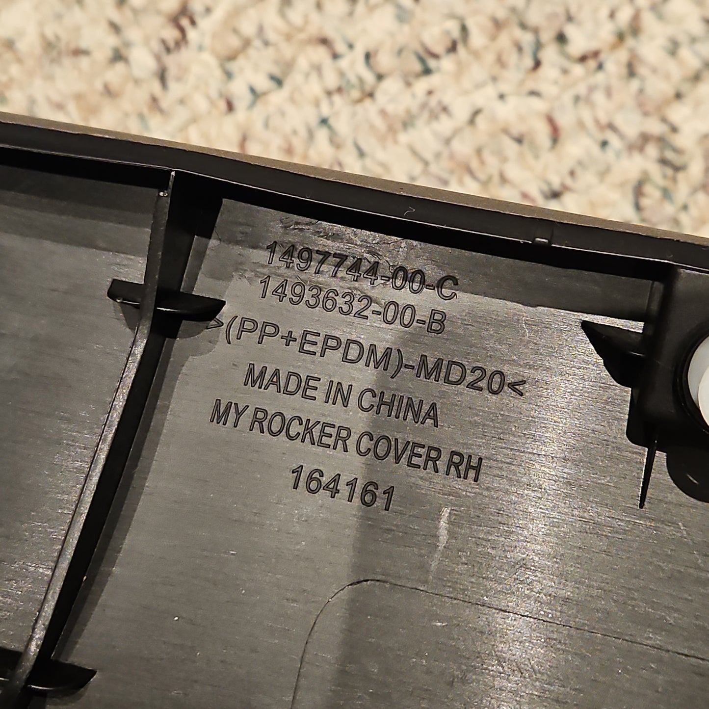 Tesla  1497744-00-C Model Y RH Skirt Rocker Cover Molding Lower NEW