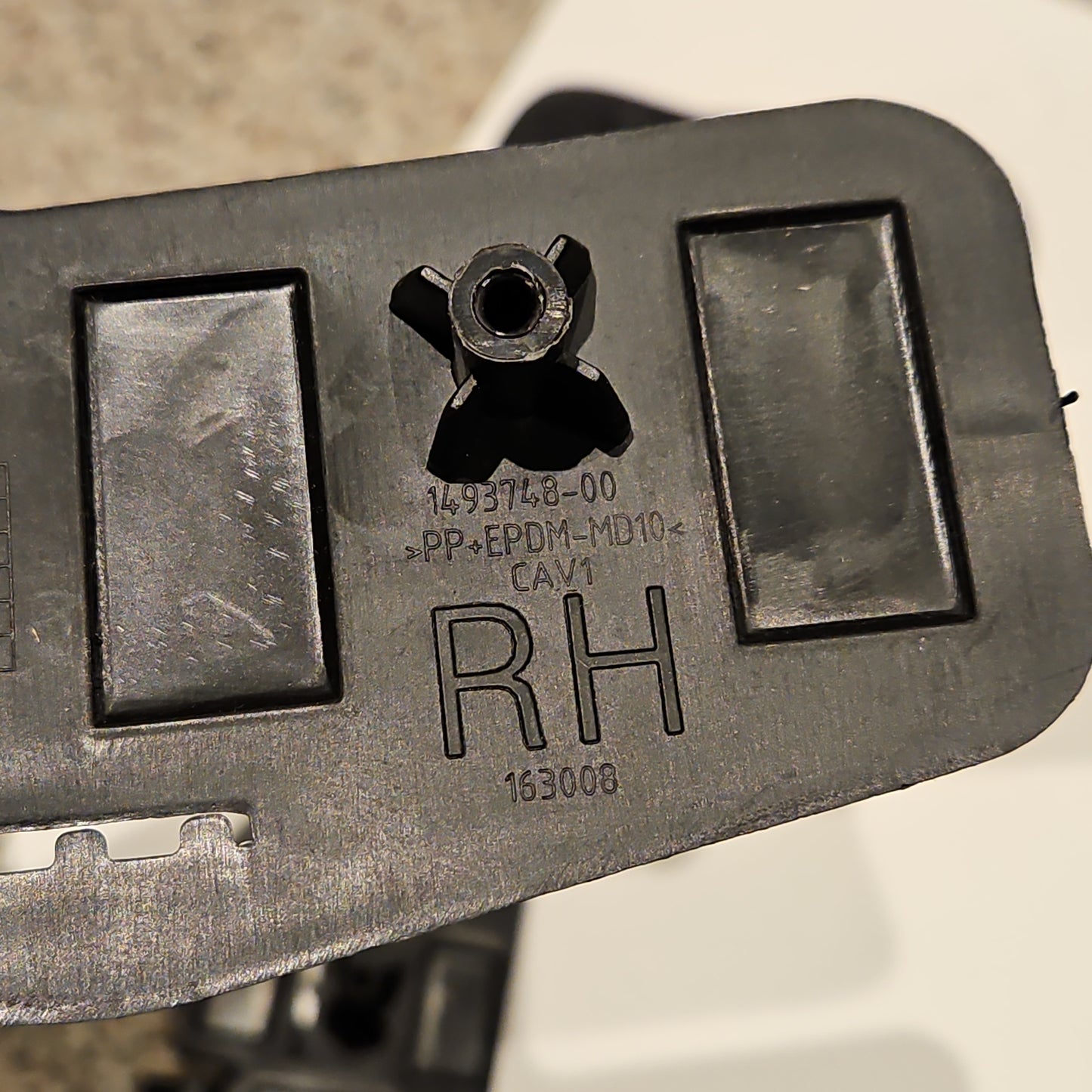 Tesla 1493748-00-A(RH) Front Fog Light Frame Fog Lamp Support RH