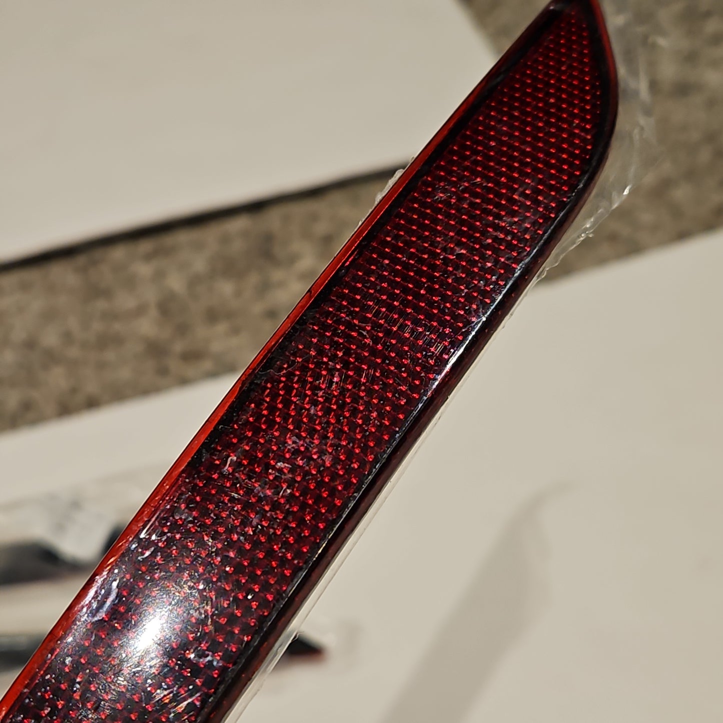 Tesla 1077407-00-A(RH) M3 Rear Bumper Reflector Lamp