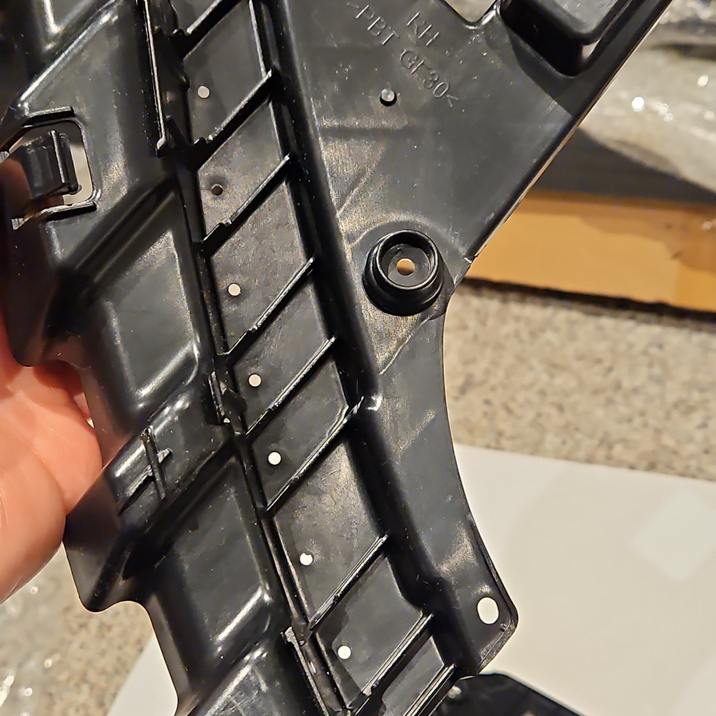 Tesla 1453376-00-A-RH Model 3 Headlamp Fascia Bracket RH