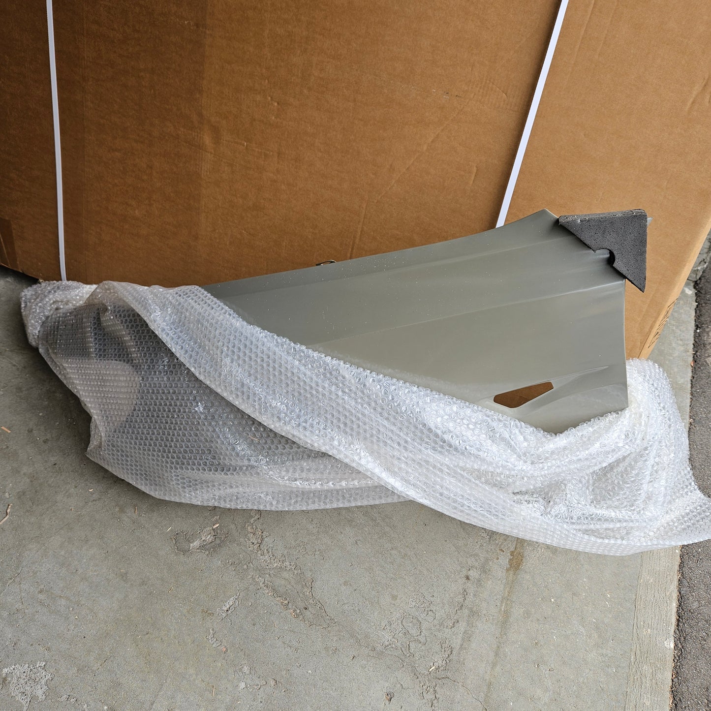 Tesla 1081401-E0-D MODEL 3 FRONT FENDER LEFT SIDE NEW