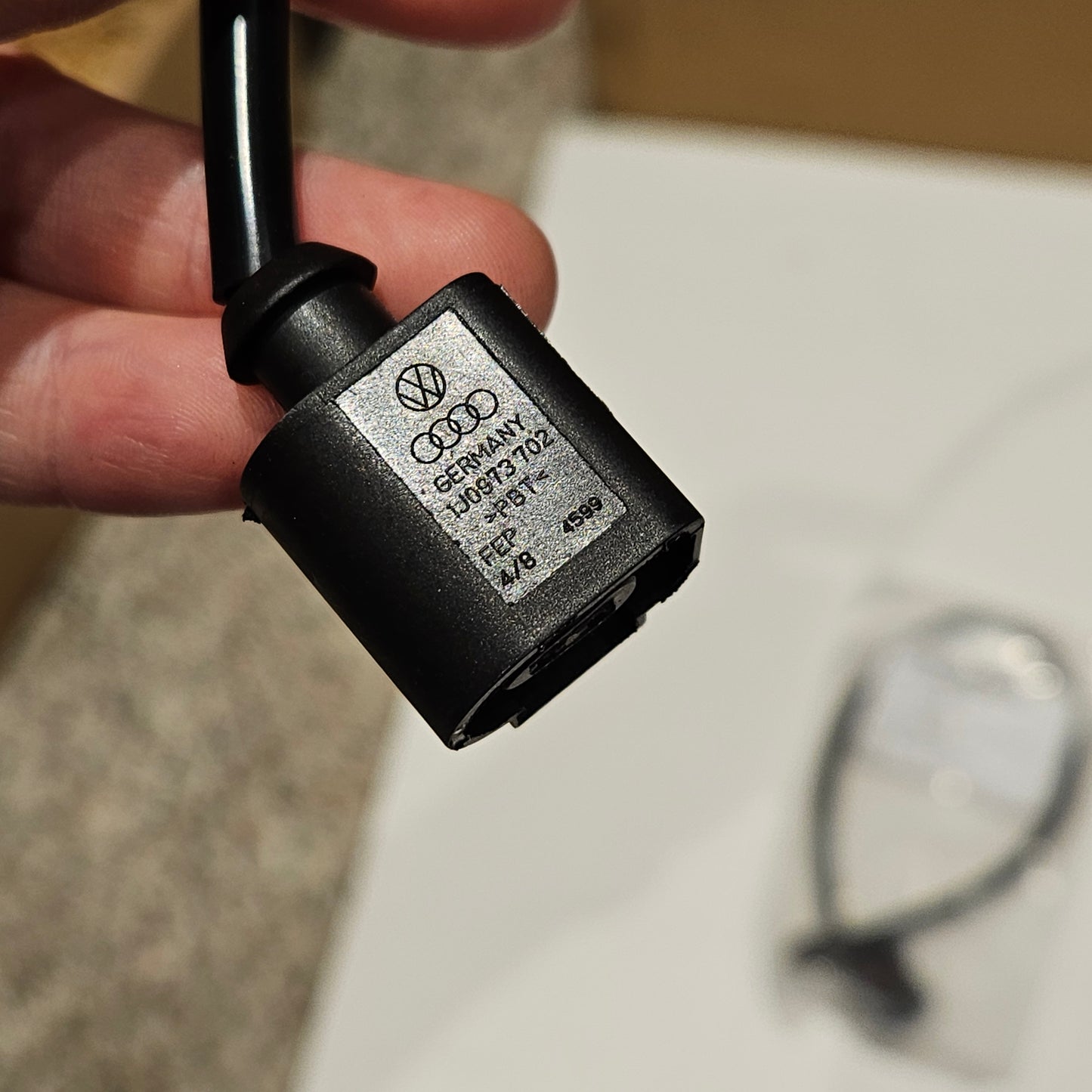 4PCS OEM 7P0907637 Brake Pad Wear Sensor - Priced Each