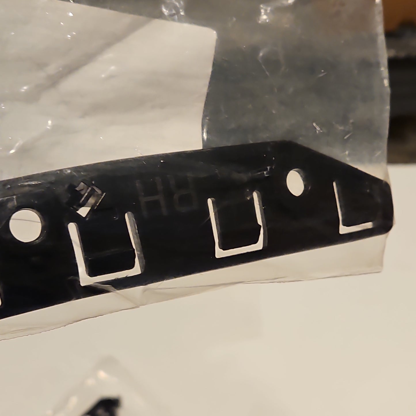 Tesla 1084182-00-E  Front RH Bumper Bracket Tesla Model 3 NEW RH