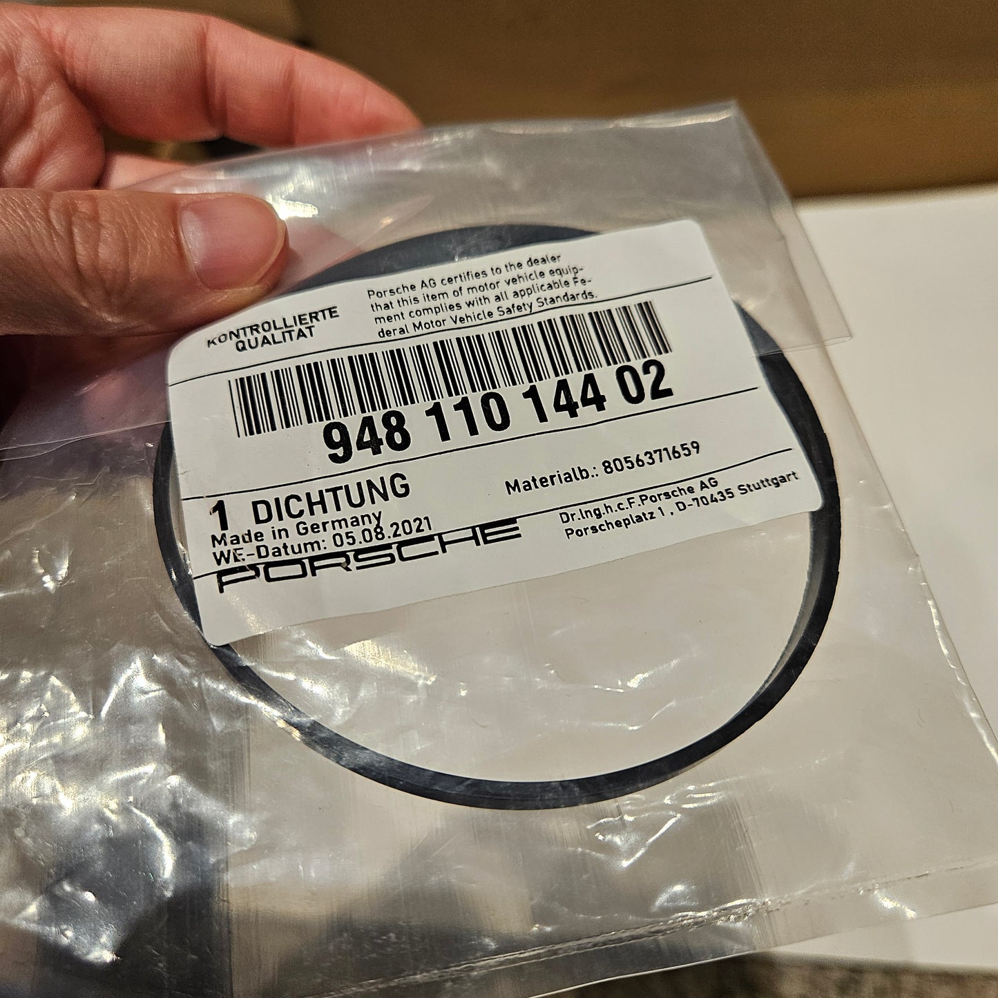 OEM 94811014402 Fuel Injection Throttle Body Mounting Gasket