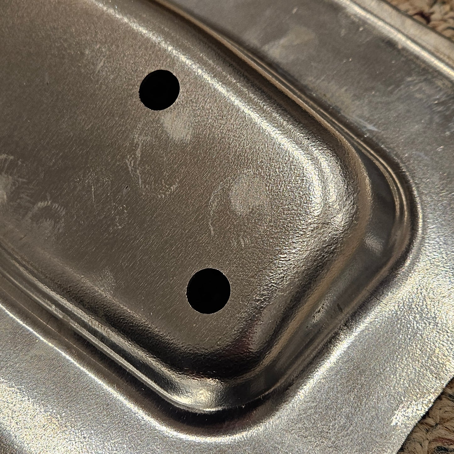 Tesla 1095314-00-C MODEL 3 Rear Bumper Reinforcement Impact Mount Bracket RH