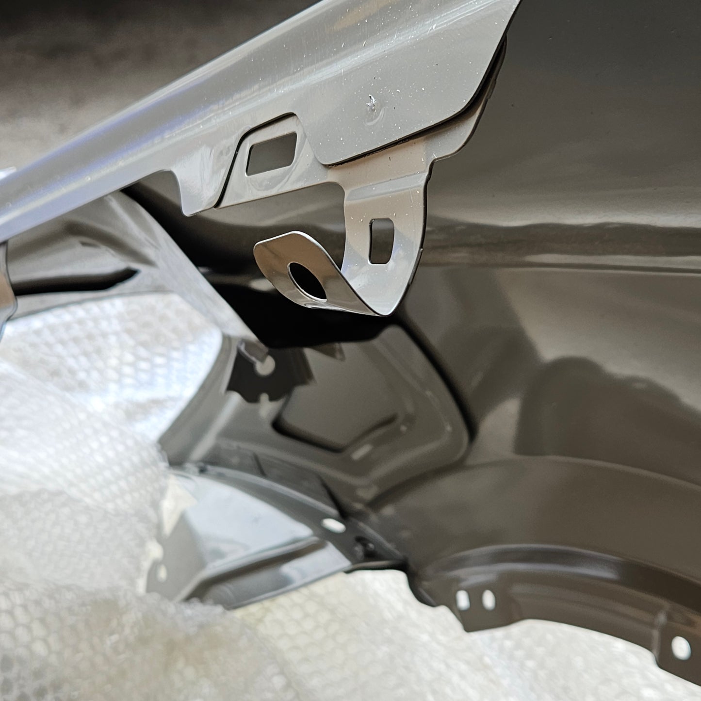 Tesla 1493452-SO-A MODEL Y FRONT FENDER RIGHT SIDE NEW