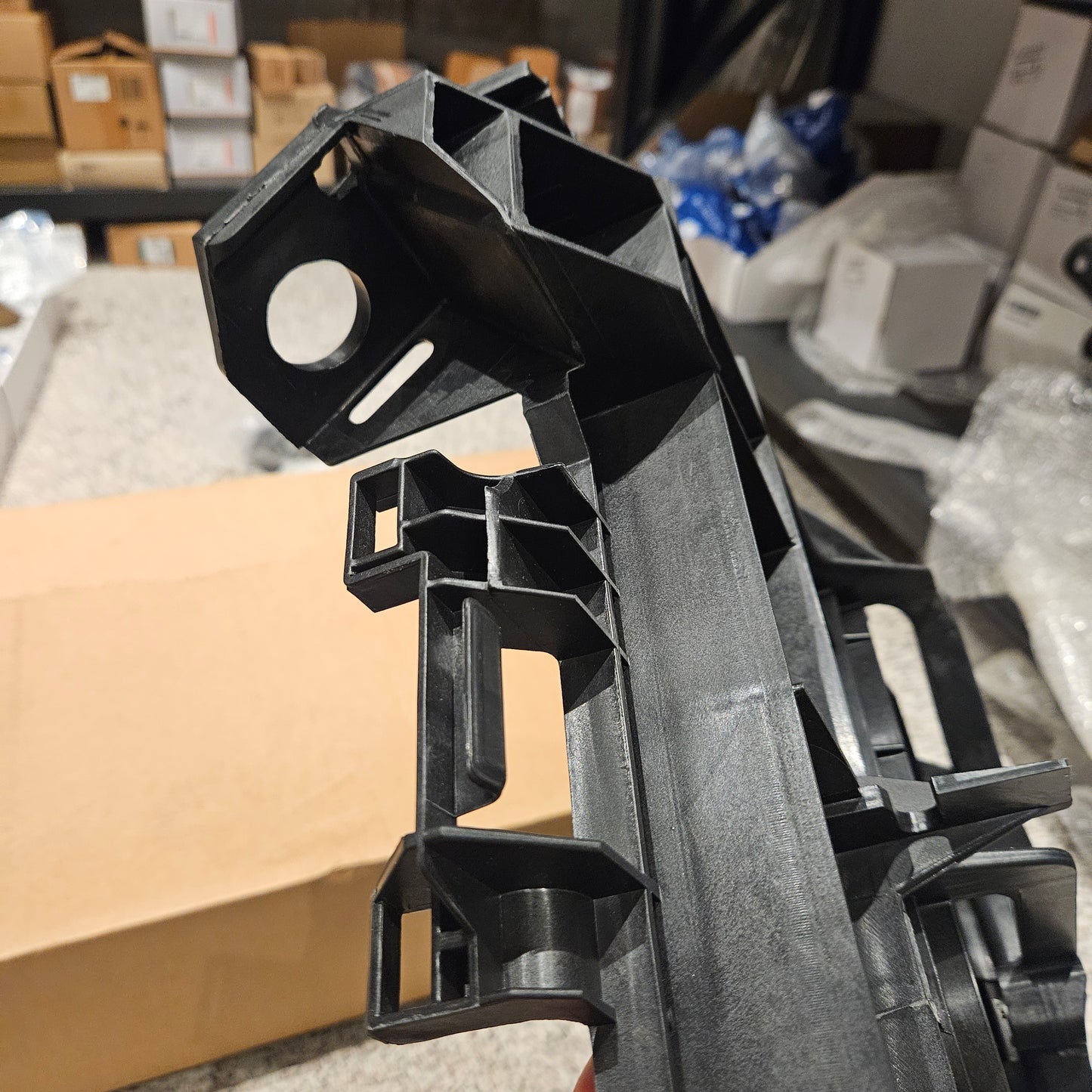 Tesla 1077084-00-E MODEL 3 2017-2020 FRONT COOLING RADIATOR ASSY