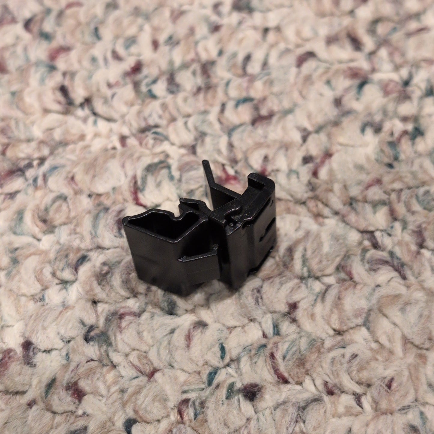 Tesla 1472872-00-C Model 3/Y Frunk Fender clips price each