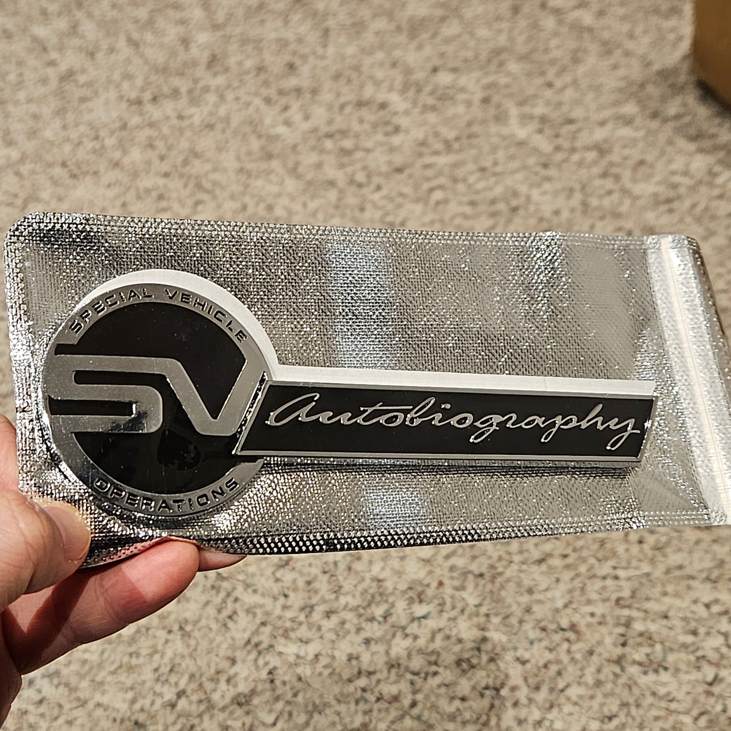 Land Rover SV Autobiography Special Vehicle Operations Logo Gloss Silver NEW