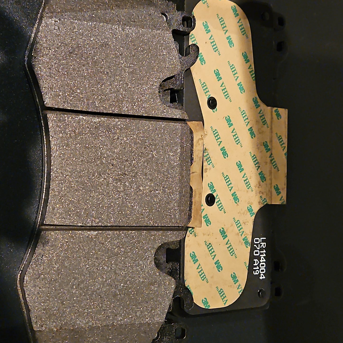 OEM LR114004 Disc Brake Pad Set – Front