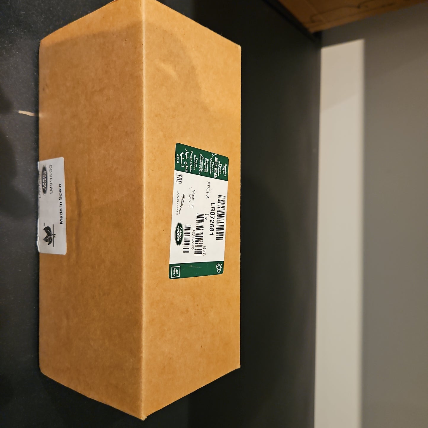 OEM LR072681 Front Brake Pads