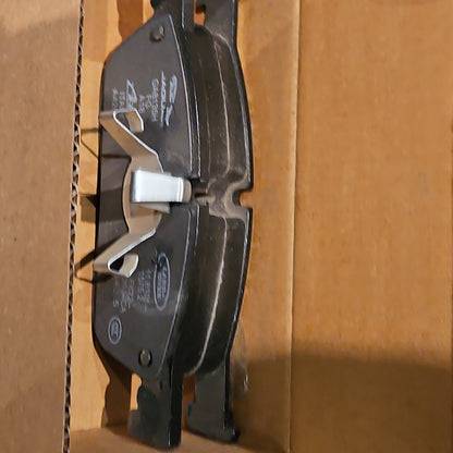 OEM LR072681 Front Brake Pads