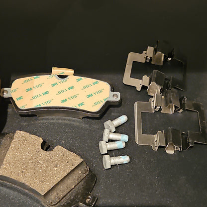 OEM LR162042 REAR BRAKE PAD SET