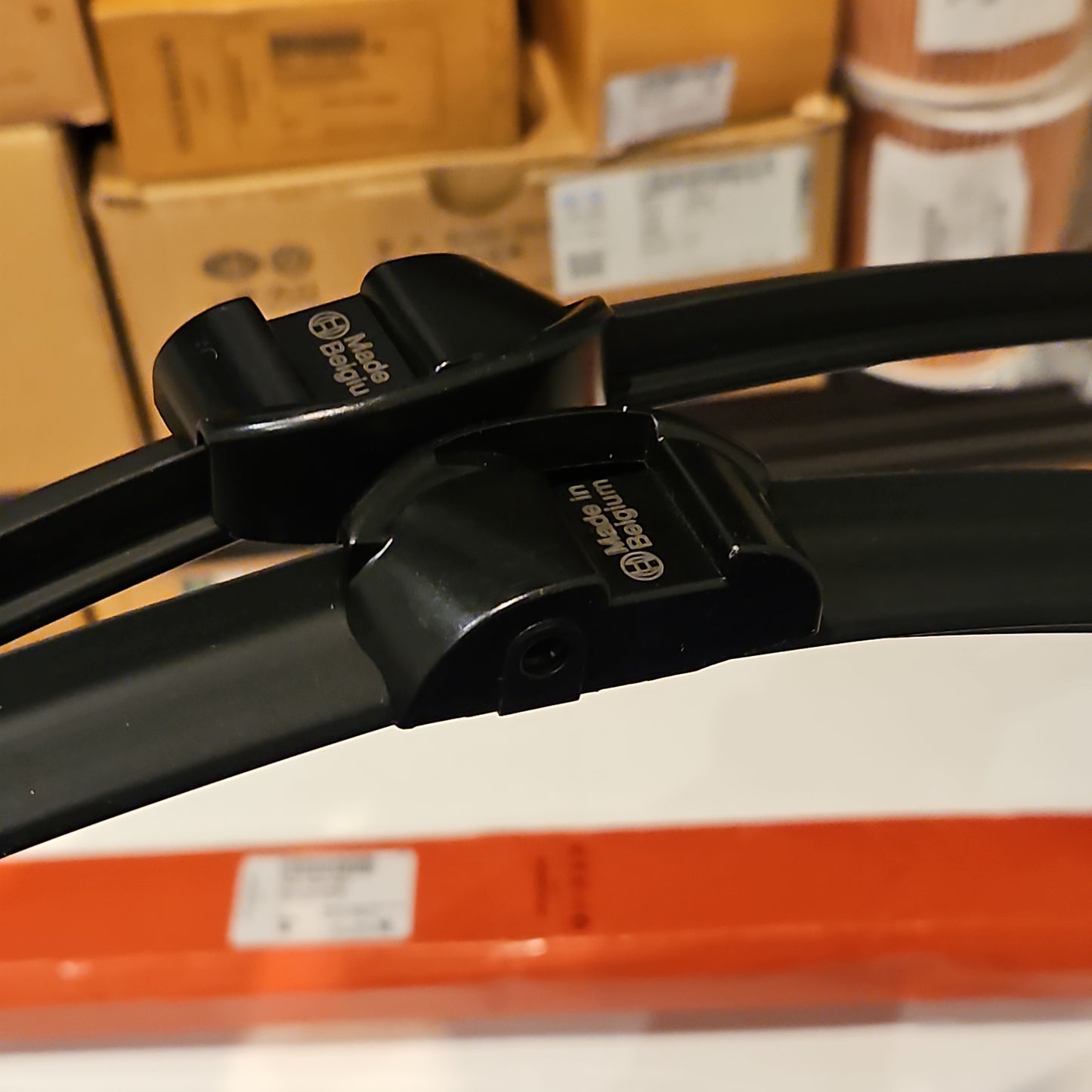 OEM 7P0998002 Windshield Wiper Blade (Front)