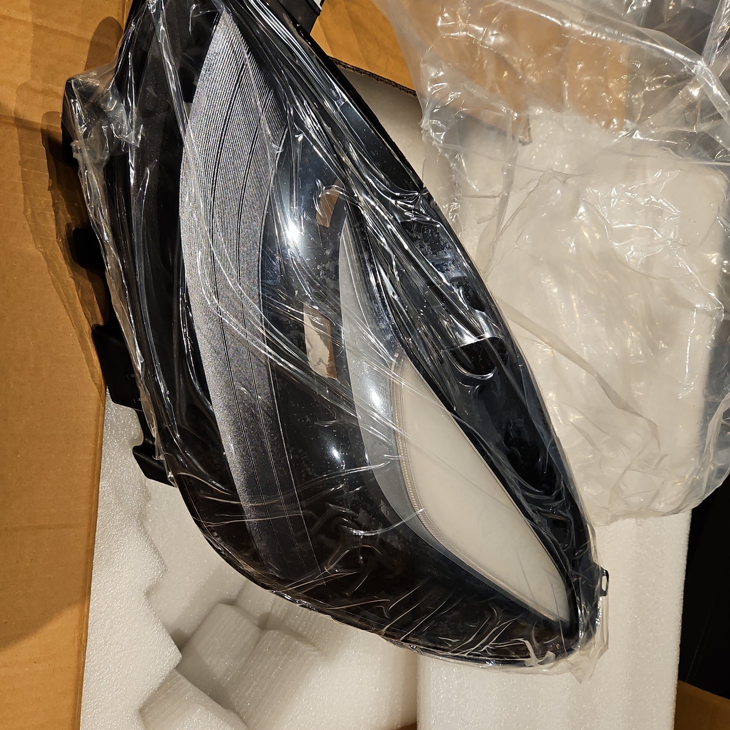 TESLA 1514952-00-D Left Headlight Brand New