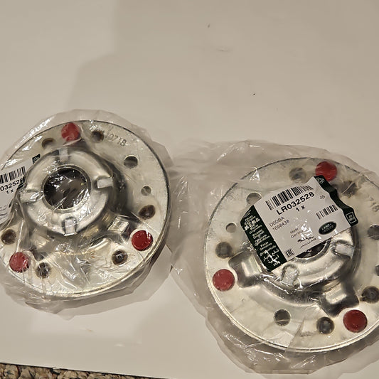 OEM LR032528 SHOCK ABSORBER MOUNTING