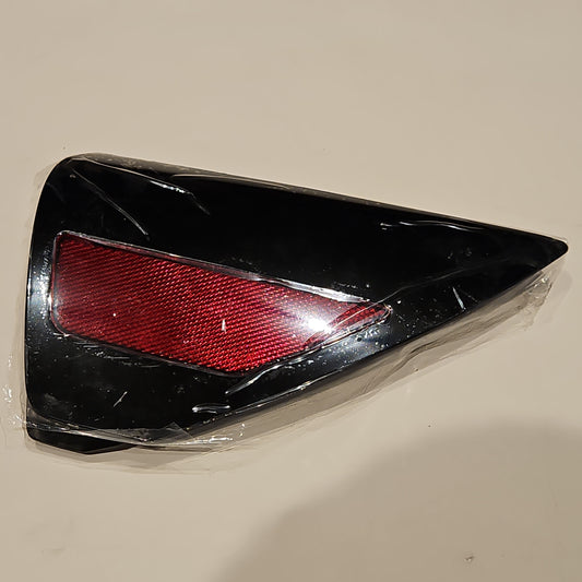 Tesla 1518783-00-A MODEL Y REAR QUARTER PANEL RIGHT REFLECTOR LIGHT NEW