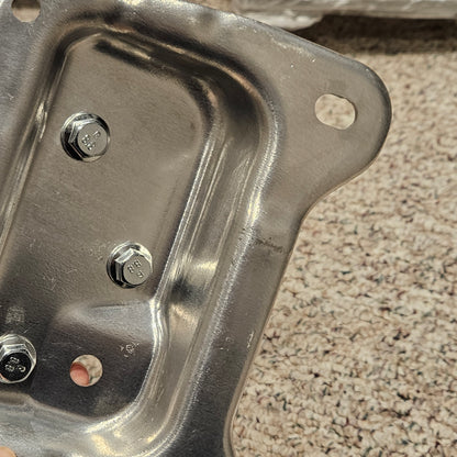 Tesla 1487616-00-A Model Y REAR BUMPER REINFORCEMENT BRACKETS RH NEW