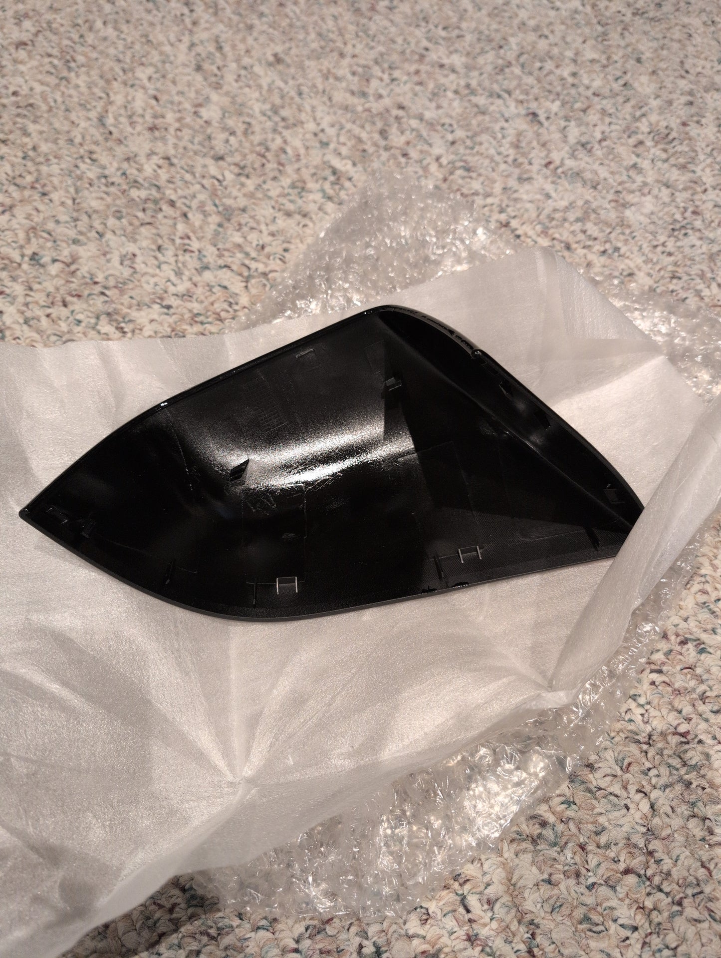 Tesla 1092290-00-D Model 3 front mirror cover LH BLACK