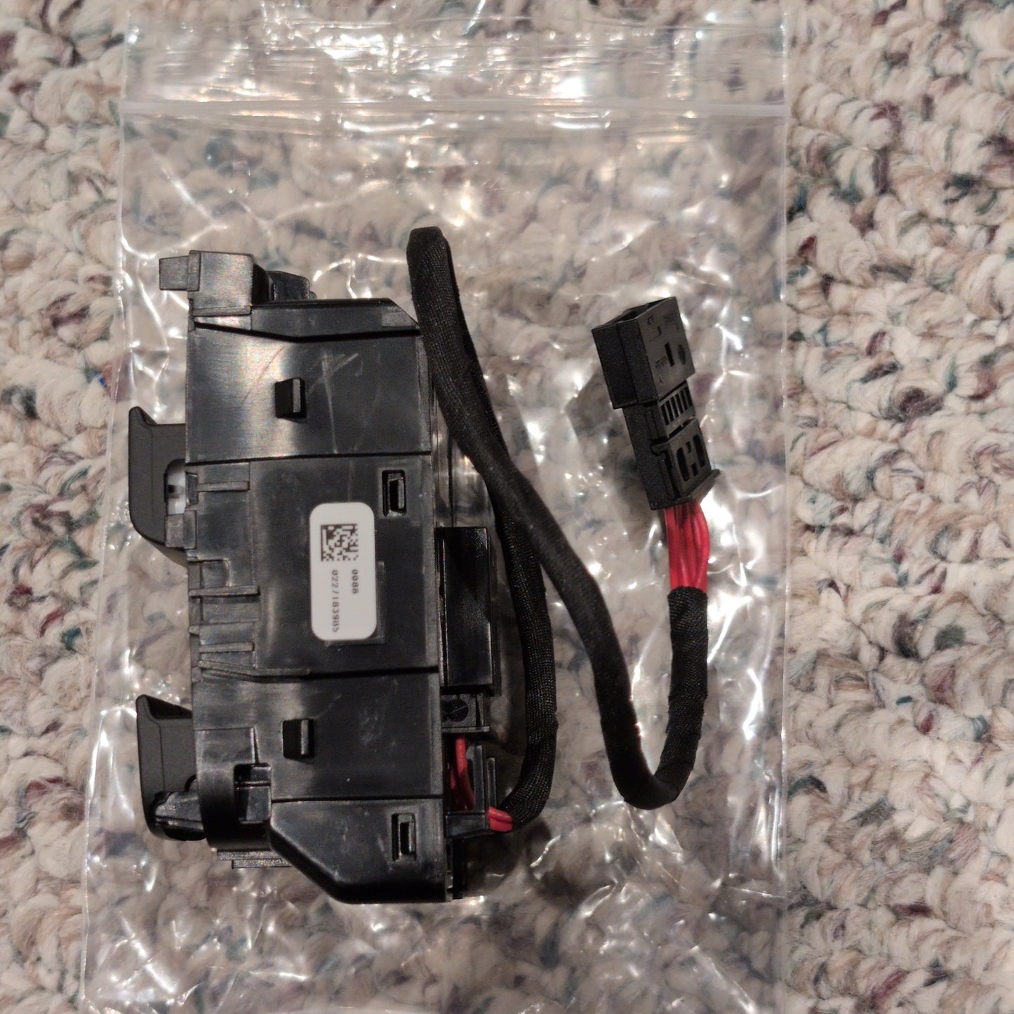 Tesla 1081037-02-H MY/3 Driver Door Window Switch Matte Black