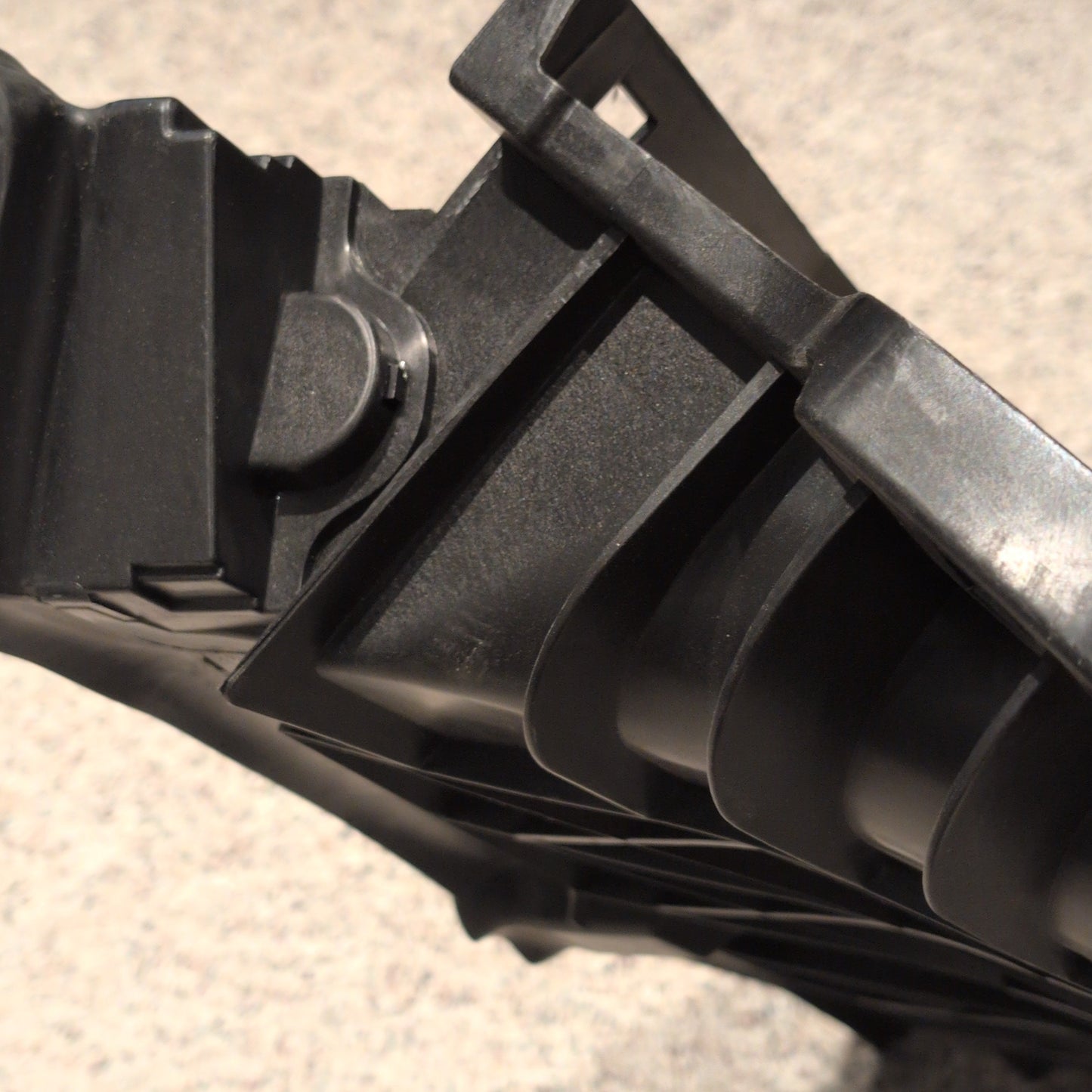 TESLA 1634325-00-D Model Y Front Cooling Radiator Active Grille Shutter New