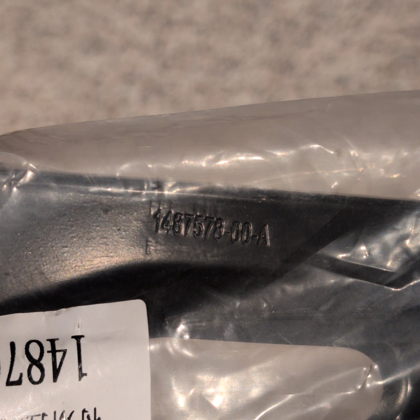 TESLA 1487696-S0-A/1487578-00-A Model Y Front Lower Fender Support Bracket