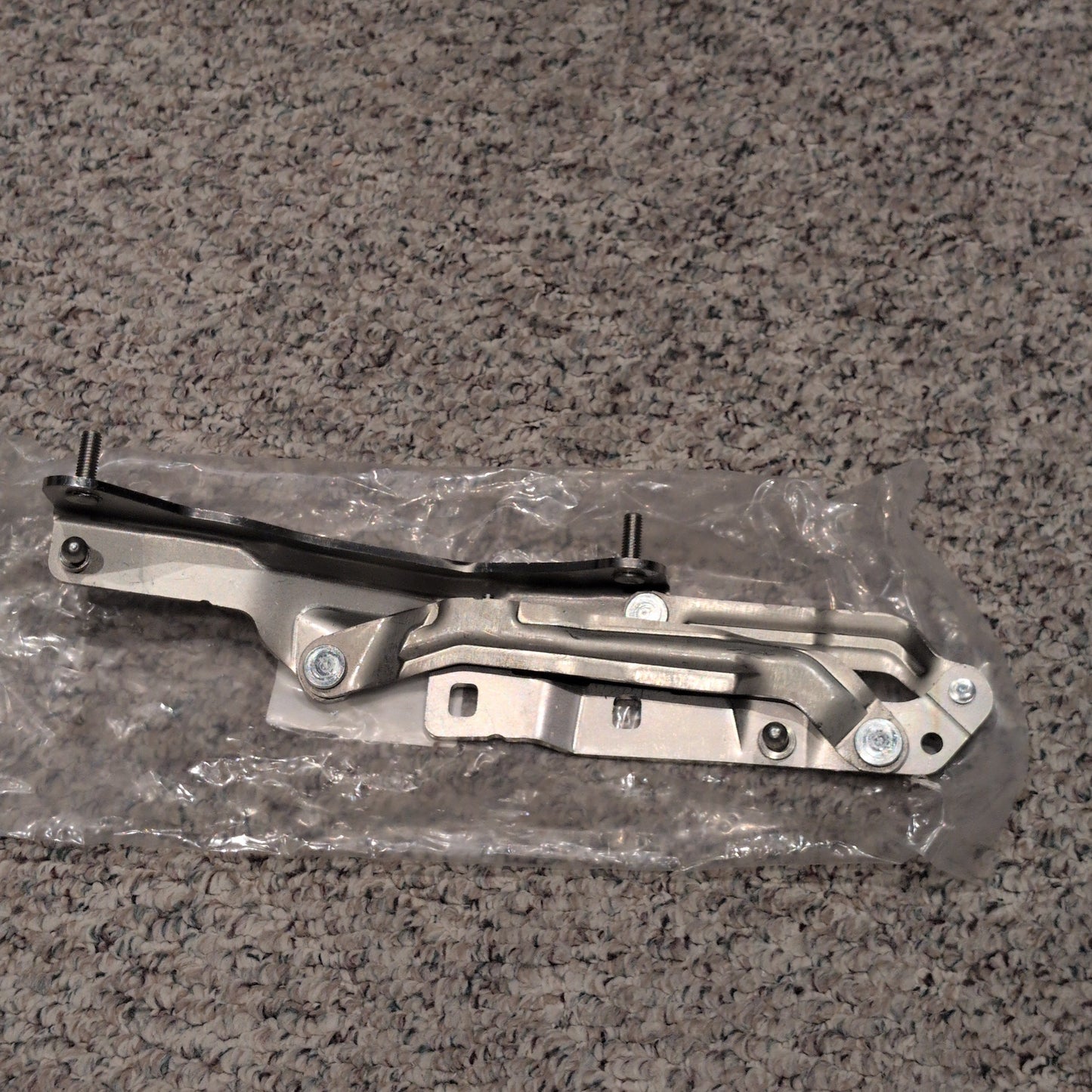TESLA 1714864-00-B 2024 2025 Model 3 POWER TRUNK HINGE- RIGHT HAND