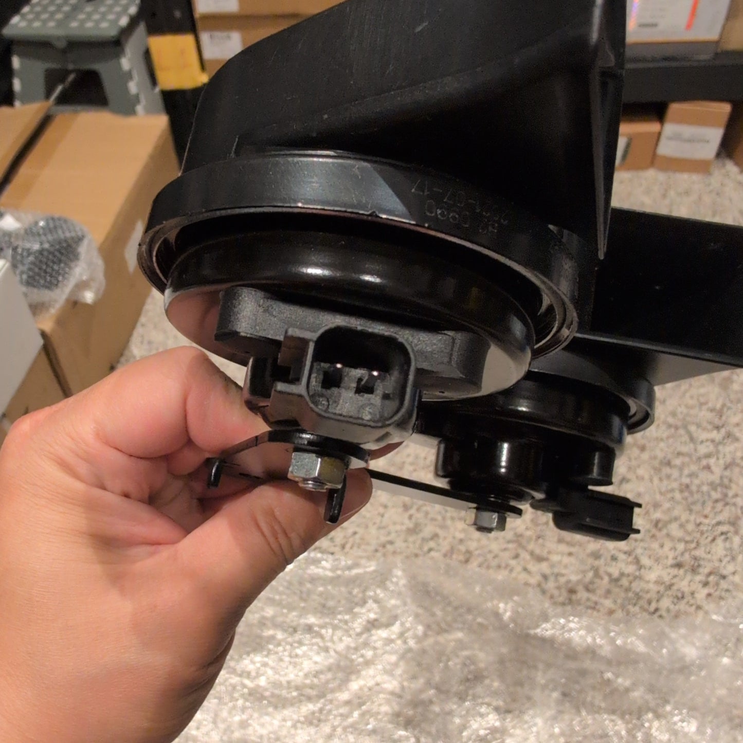 TESLA 1109660-00-B MODEL 3 HORN, HIGH TONE, SEGER