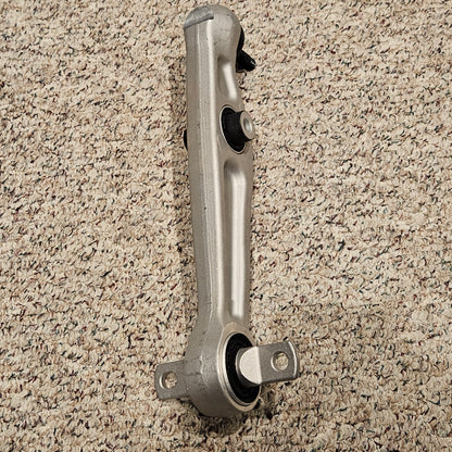 Tesla 1188341-00-C02 Model Y Front Suspension Lower Control Arm