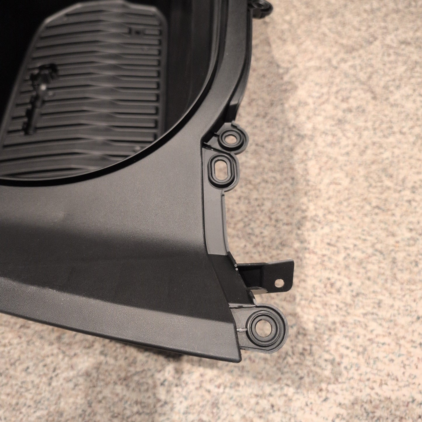 TESLA 1492606-00-E MODEL Y FRUNK NEW